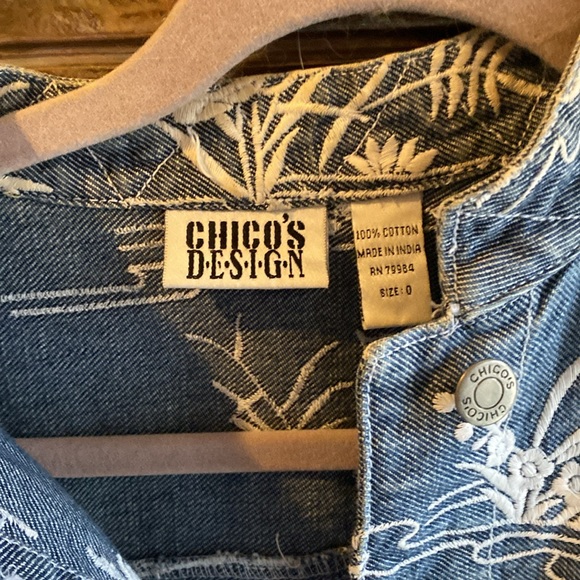 Chico’s Embroidered Jacket size 0 XS - Picture 2 of 11